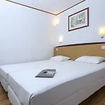 Campanile & Restaurant Hotel