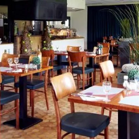 Campanile & Restaurant Hotel 3*