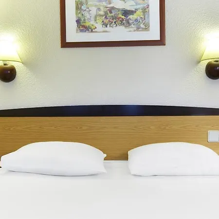 Hotell Campanile & Restaurant 3*