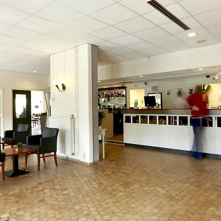 Hotell Campanile & Restaurant 3*