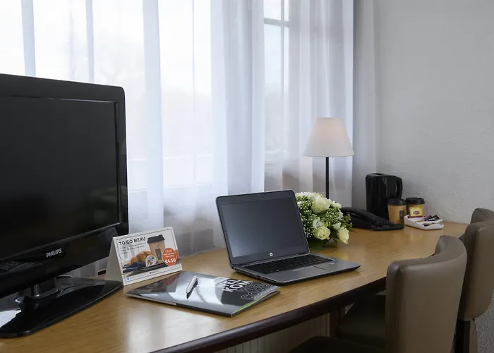 Campanile & Restaurant 3* ゴーダ