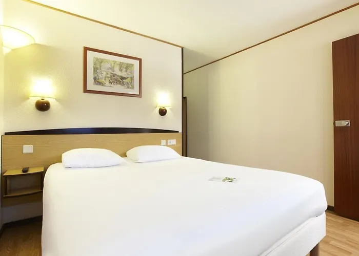 Campanile & Restaurant ホテル 3*