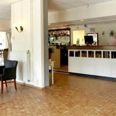 Campanile Hotel&restaurant 3*