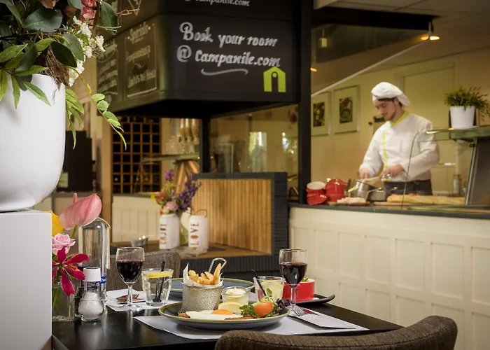 فندق Campanile & Restaurant خودا