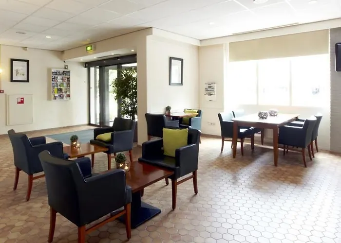 Hotel Campanile & Restaurant 3*