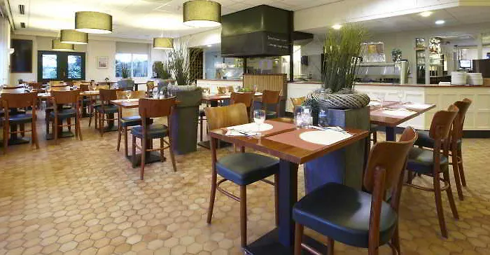 Campanile & Restaurant 3* خودا